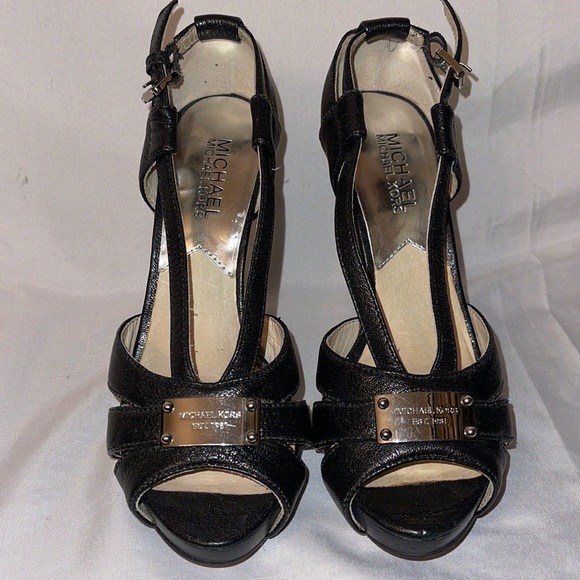 Michael Kors Shoes - Michael Kors heels